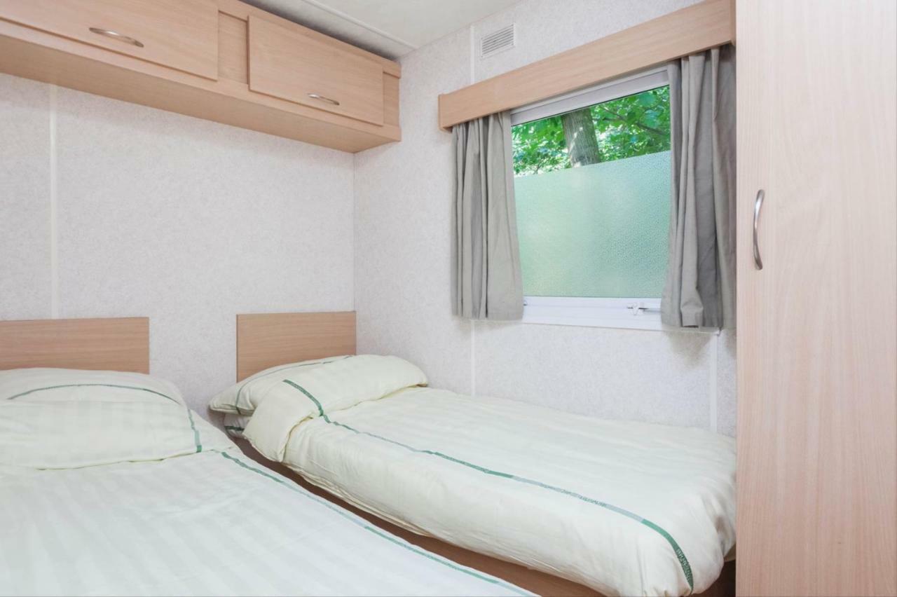 Ra Veluwe Mobile Home Arnhem Eksteriør bilde